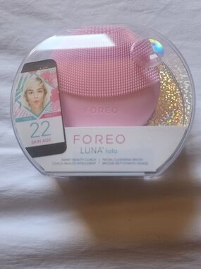 FOREO LUNA fofo Facial Cleansing Brush - Soft Pink
